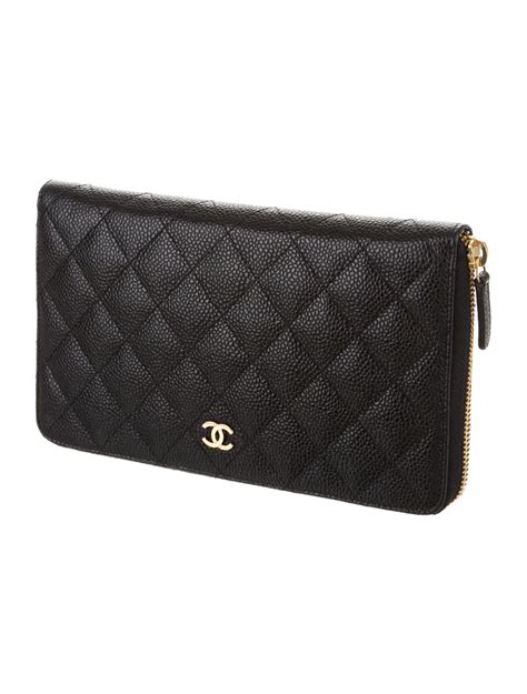 chanel quilted zip wallet